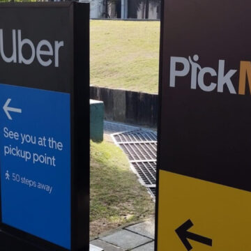 Taxi මාෆියාවට තිත තබමින් Uber සහ PickMe  සේවාවන් කටුනායකට…